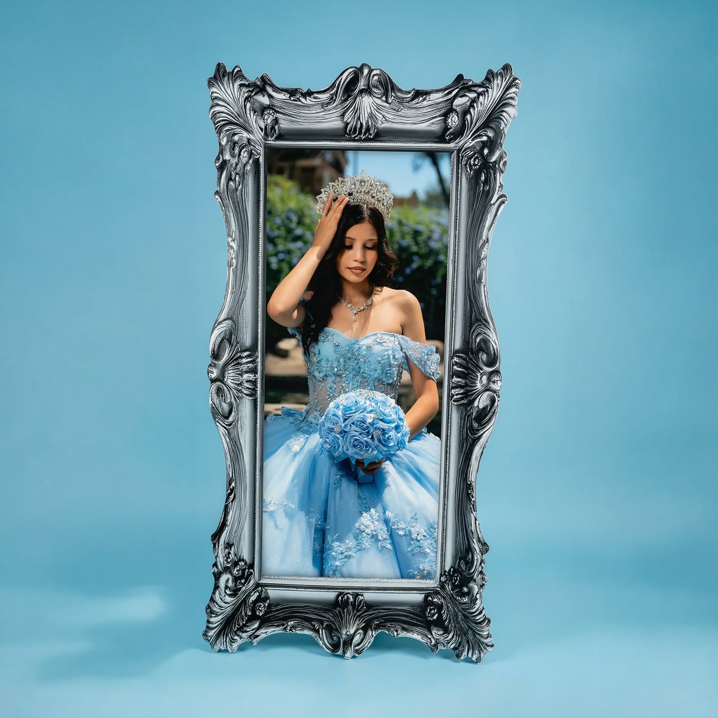 Mega Print with frame shape